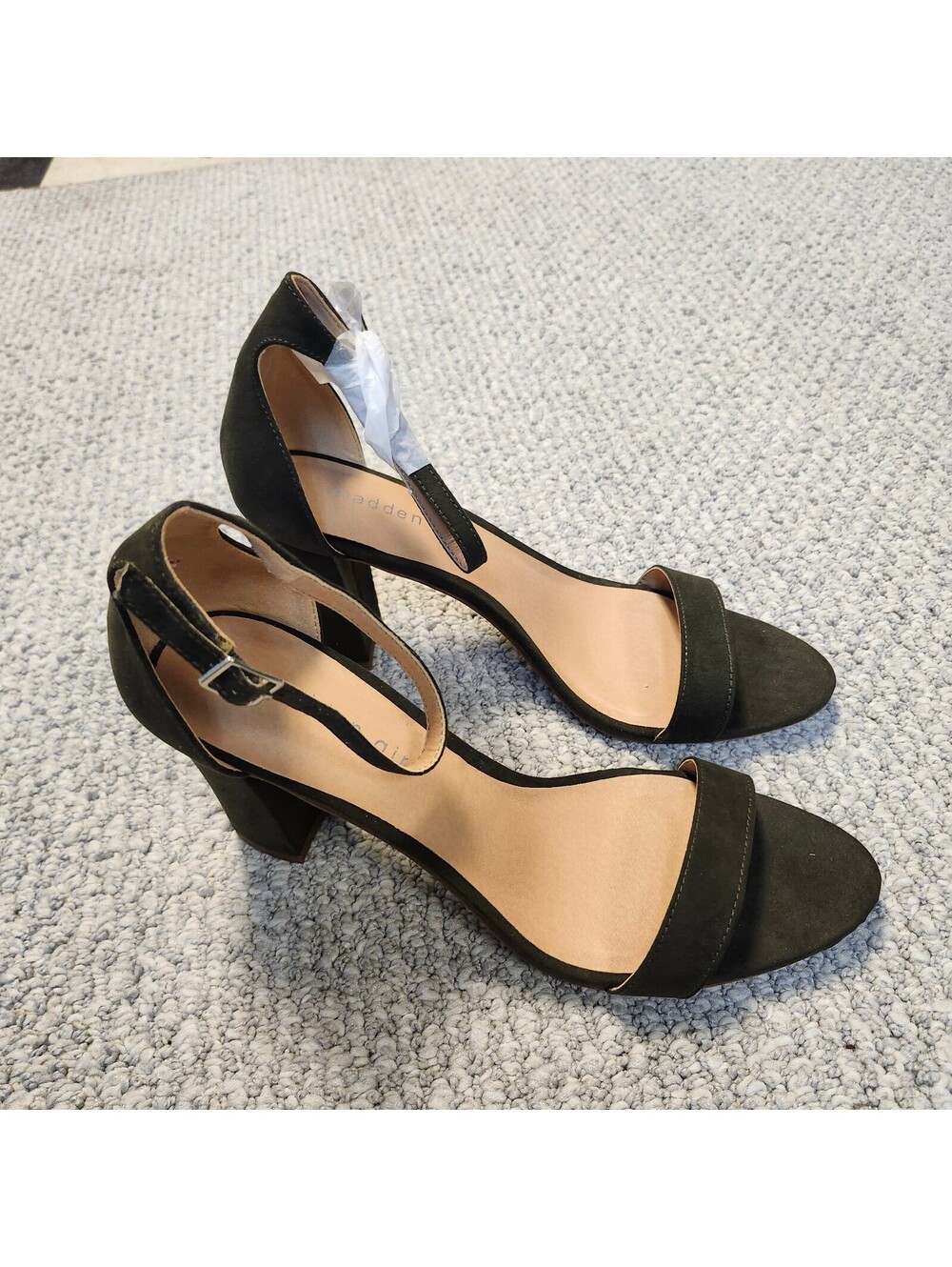 Madden Girl Beella Green Block Heel Sandals Size 10 New